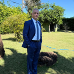 Leonardo Manzan explica como a energia solar se consolida como motor de crescimento sustentável no país.