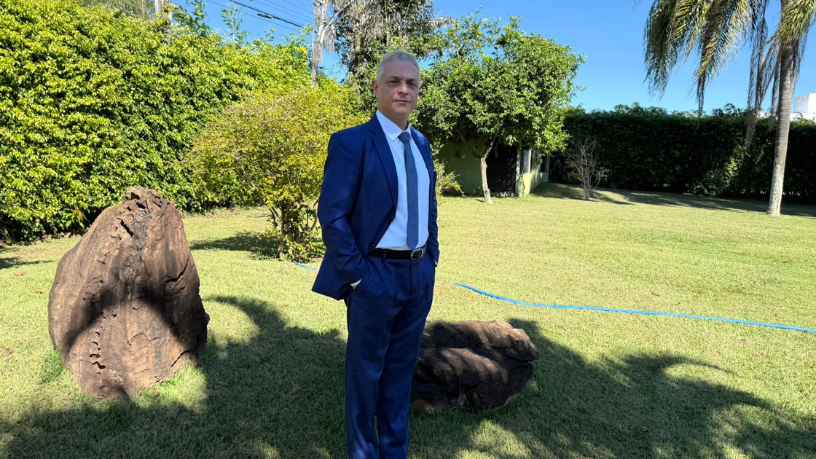 Leonardo Manzan explica como a energia solar se consolida como motor de crescimento sustentável no país.